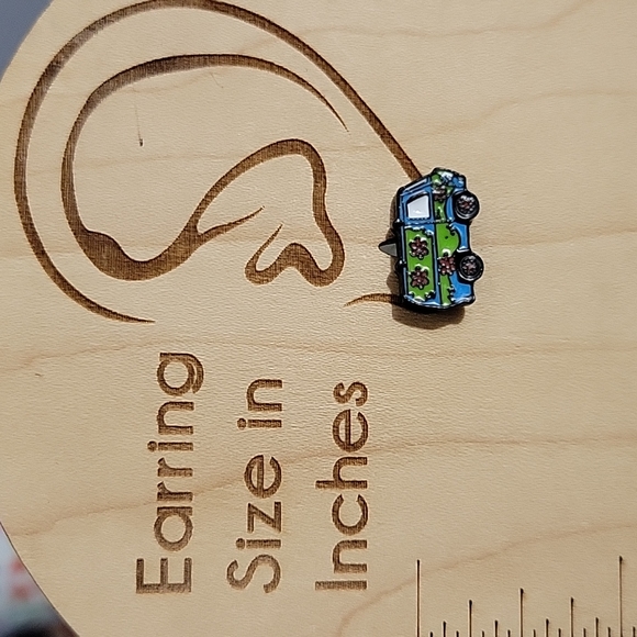 Scooby-Doo Mystery Machine Stud Earrings, unisex - Picture 2 of 6